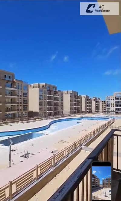 لسرعه البيع شاليه 150م ريسيل في مارينا 8 الساحل الشمالي open view pool -باقل مقدم وتكمله اقساط بتقسيمه مميزه جاهز للمعاينه