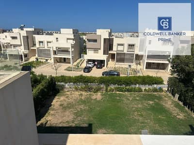 تاون هاوس بمساحة 353 متر + روف 96 متر مربع، مفروش بالكامل، للبيع في هاسيندا باي، الساحل الشمالي، عبد الرحمن - 4 غرف نوم