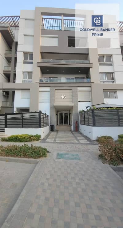Fully finished 120 sq m apartment for sale in Hyde Park, Fifth Settlement, New Cairo - with a low down payment and 8-year installments - 2 bedroom