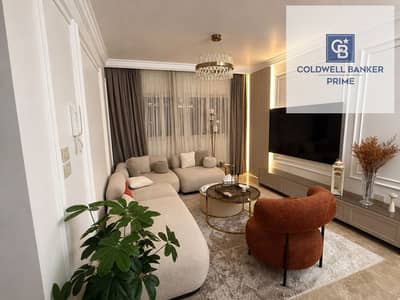 For quick sale: Resale apartment, 133 sq m, immediate occupancy, half price, or pay only the down payment and the rest in installments. Fully finished
