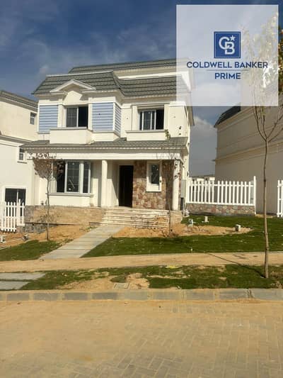 فرصة استثمارية نادرة | فيلا مستقلة للبيع 333م+45م روف جاهزه للأستلام داخل Mountain View iCity – مرحلة Mountain View 3 Villas – القاهرة الجديدة – 3 غرف