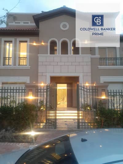 فيلا مستقلة فاخره 540م متشطبه بالكامل وجاهزه للأستلام داخل أفضل موقع La Vista City – New Capital -العاصمه الاداريه - 5 غرف