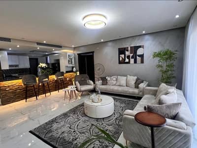 شقة للإيجار في Lake View Residence القاهرة الجديدة مفروشة بالكامل موقع مميز مساحة عملية جاهزة للسكن مناسبة للراحة والمعيشة الراقية