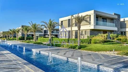 شاليه 3 غرف للبيع فيو مميز على البحر متشطبه بالكامل مع مطور كبير في الساحل الشمالي