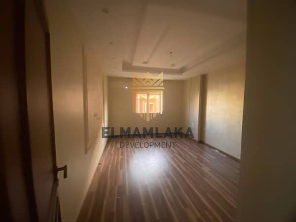 Apartment for Sale in Sheikh Zayed – District 9 – First Neighborhood  A spacious apartment in a prime and quiet location in Sheikh Zayed.