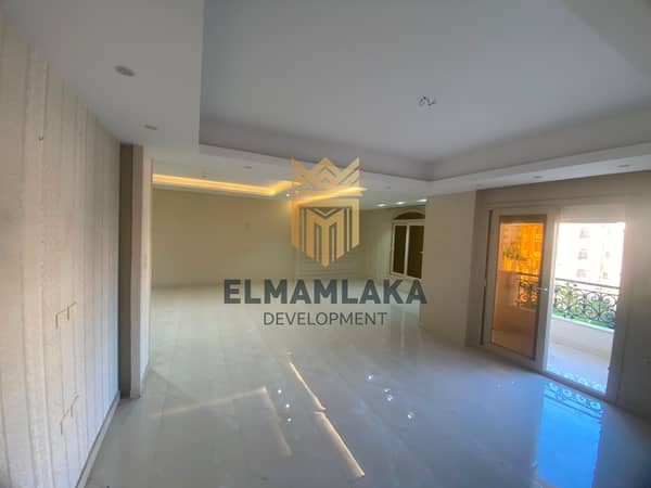 Apartment for Sale in Sheikh Zayed – District 9 – First Neighborhood  A spacious apartment in a prime and quiet location in Sheikh Zayed.