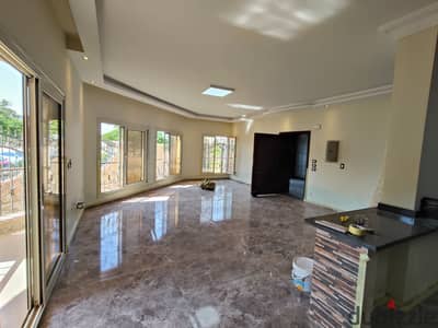 For rent in the third neighborhood east of the ground floor near the middle, a distinguished location
