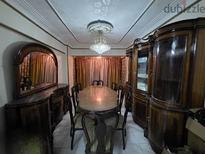 سفرة كاملة  مستعملة