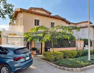 Prime Location Townhouse For Sale In Hyde Park New Cairo