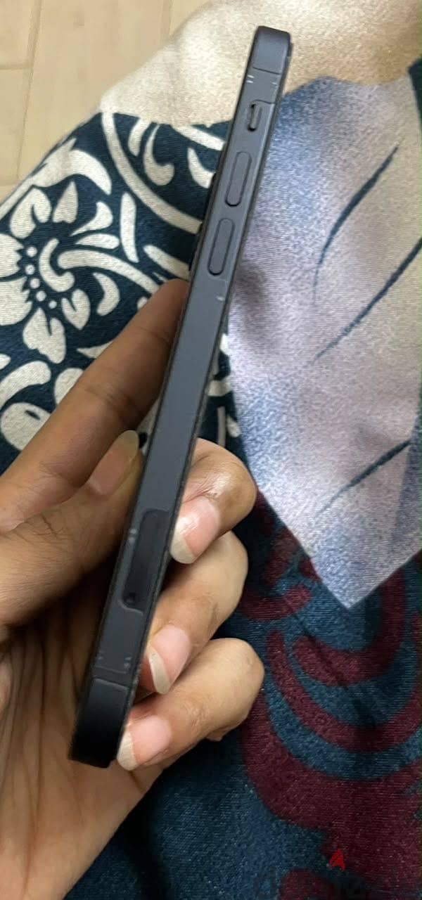 Apple - iPhone 12 6