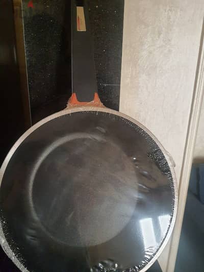 Fry pan