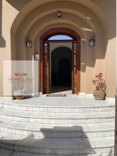 Prime Location Townhouse For Sale In Hyde Park New Cairo