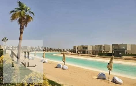فاميلي لوفت للبيع في قلب العين السخنة في كمبوند أزها، 3 غرف نوم، مساحة 139 متر، 3 حمامات