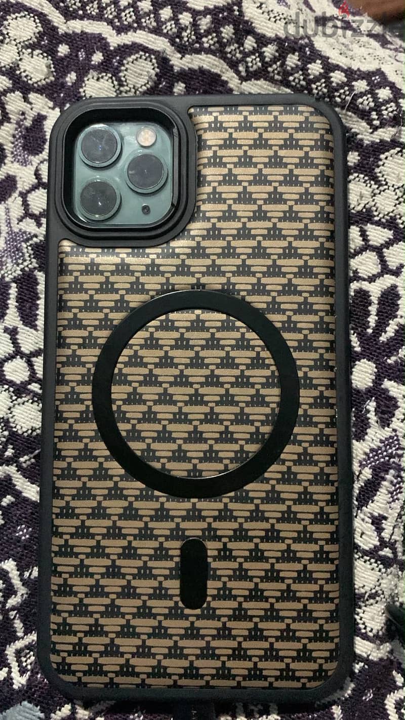 Apple - iPhone 11 Pro Max 1