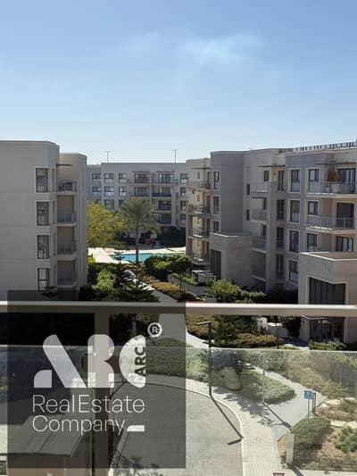 شاليه لقطه للبيع مارينا مراسي 2 غرفتين فيو مميز جدا بحري صريح خطوات للمارينا والبحر/ marasii north coast