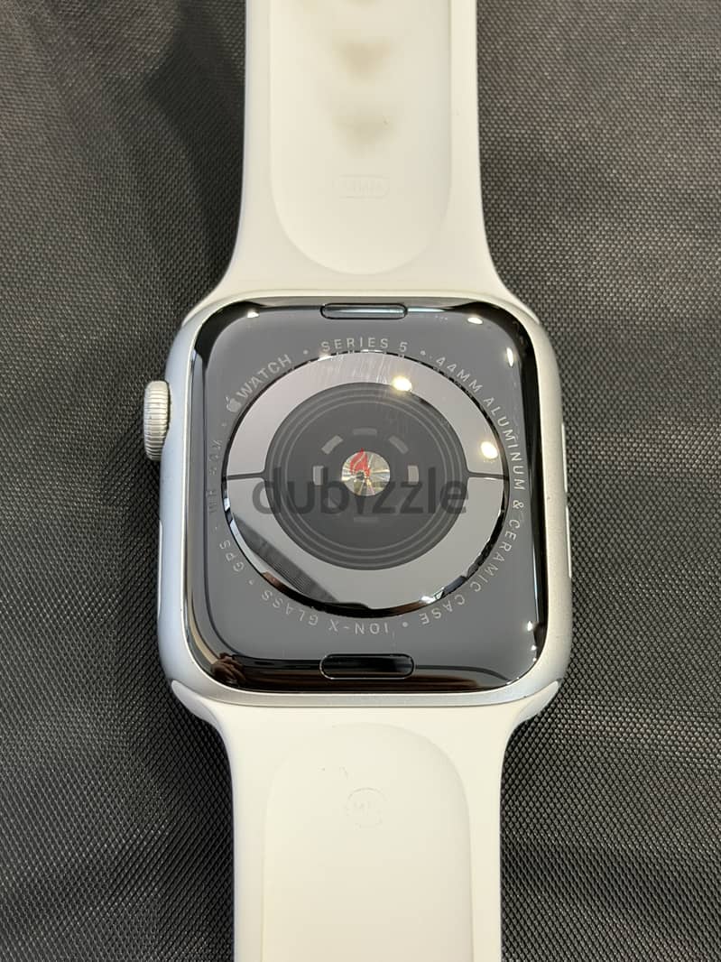 Apple watch series 5 4