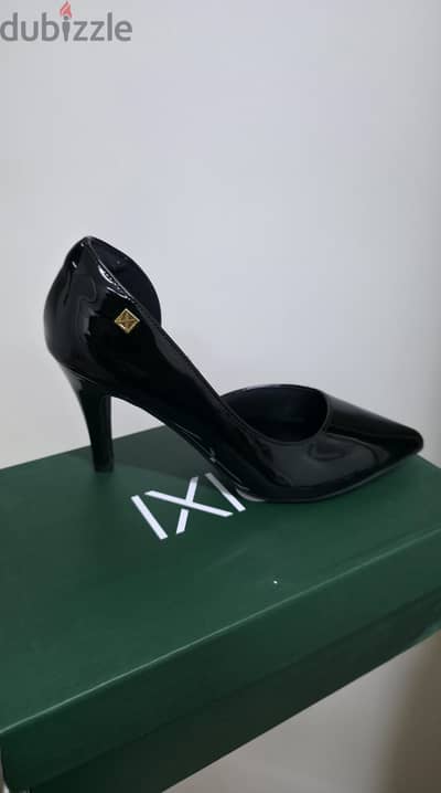 هيلز أسود ڤيرنيه بيكسي PIXI
