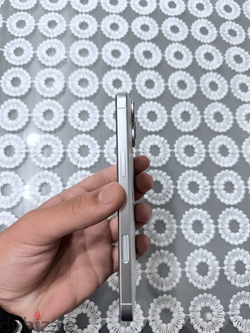 Apple - iPhone 16 Pro Max 2