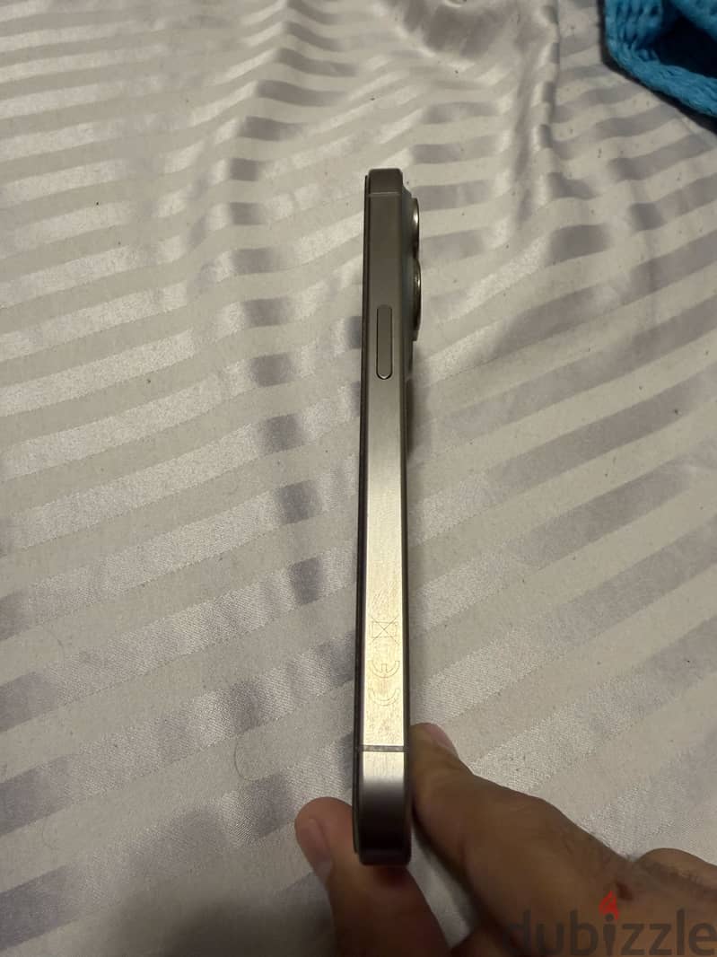 Apple - iPhone 15 Pro 4