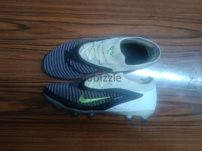 Nike Phantom 6 