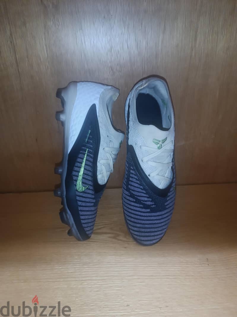 Nike Phantom 6  1