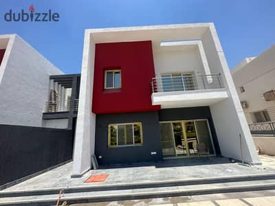 فيلا للبيع فى مدينتي نموذج i مودرن كواترو   مساحة المبنى 230 متر   مساحة الأرض 360 متر   تشطيبات ultra super luxe   بالمطبخ والتكييفات   فيو وايد جارد