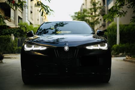 Alfa Romeo Stelvio Veloce 2024 (288h. p)