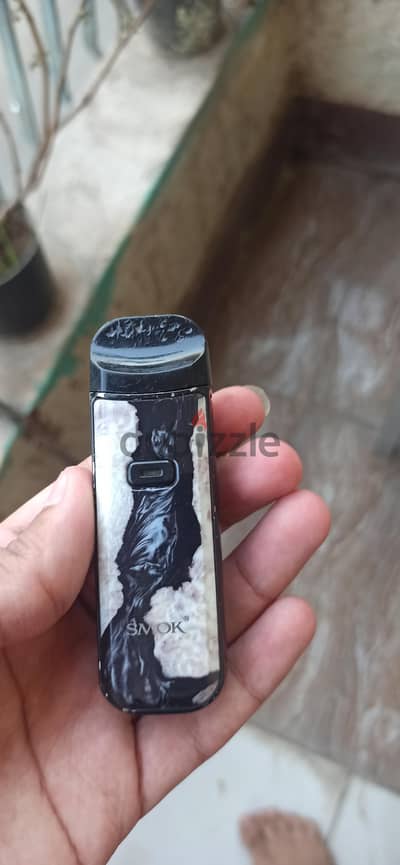 Smok nord 2 بشاشة
