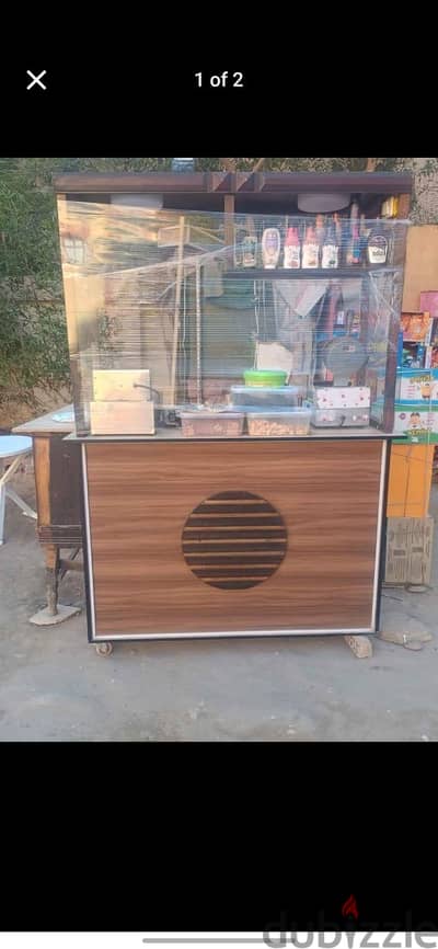 عربية وافل وزلابية وبطاطس بالعدة