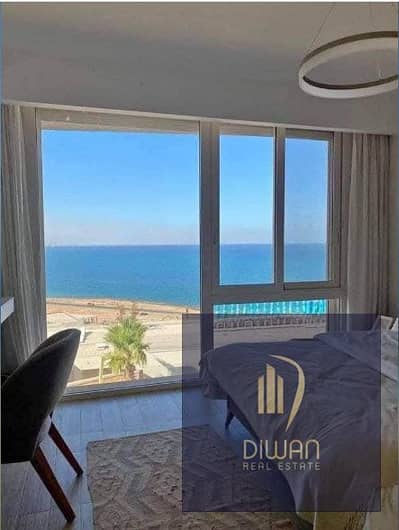 شالية بتشطيب الترا سوبر لوكس صف اول علي البحر دبل فيو Lagon, pool في المونت جلالة العين السخنة