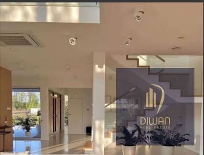Bargain ultra super lux corner villa near delivery on South Bin Zayed Axis, with a stunning Iconic Tower view and special cash discount.