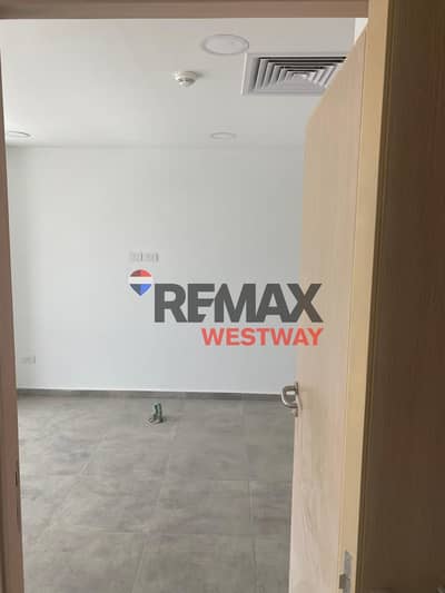 عيادة للايجار في سنترادا بلازا علي المحور المركزي مباشرة clinic for rent in centrada plaza on mehwar 26th july directly