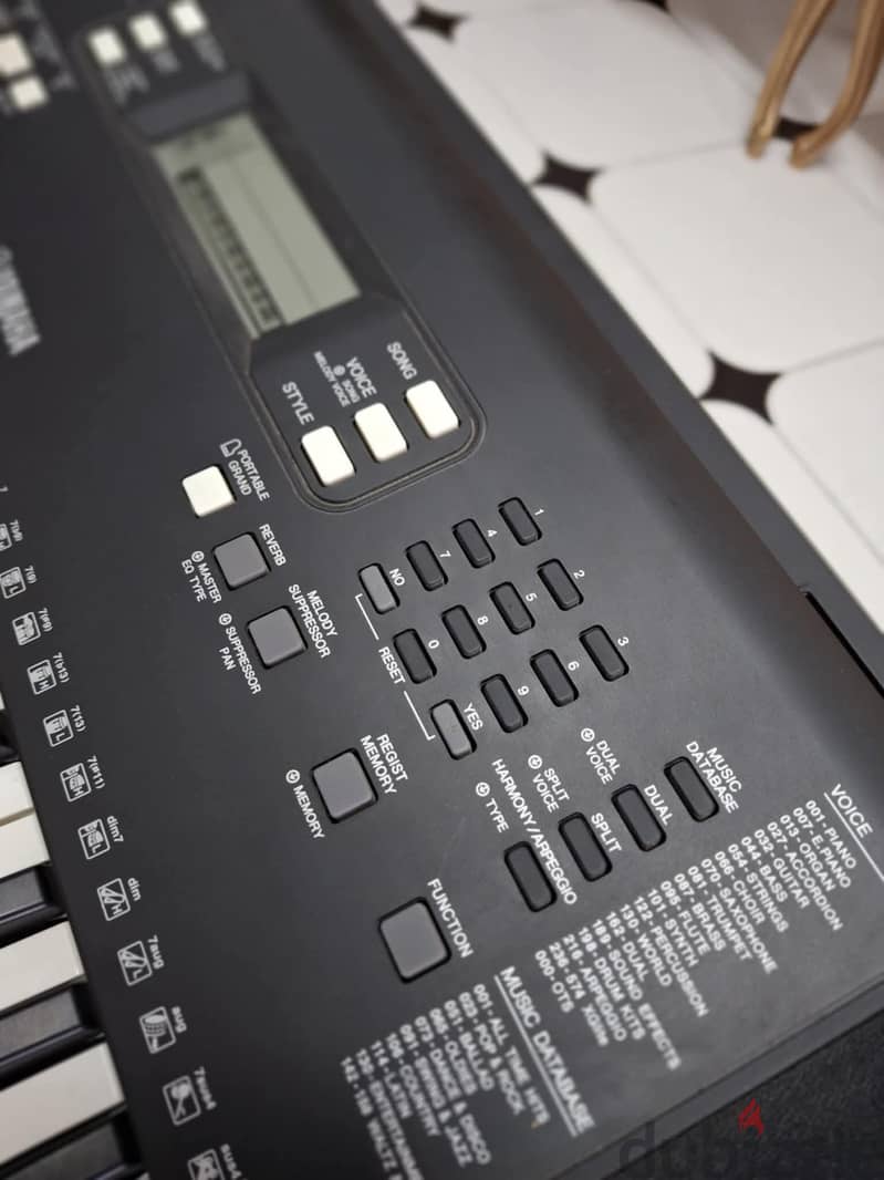 Yamaha PSR E363 3