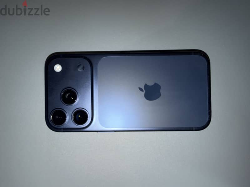 Apple - iPhone 17 Pro 2
