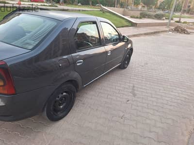 Renault Logan 2013