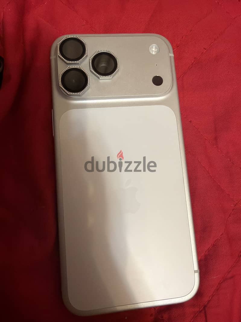 Apple - iPhone 17 Pro Max 1