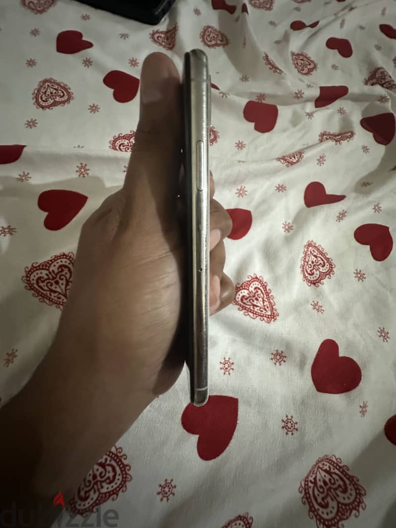 Apple - iPhone X 4