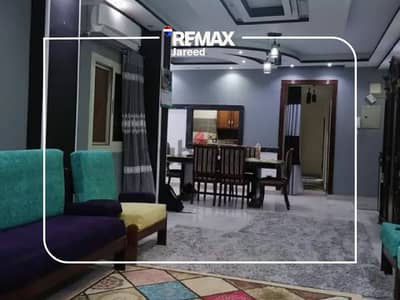 شقة أرضي مفروشة للإيجار في الحي الثامن الشيخ زايد تشطيب كامل وفرش راقي أول ساكن