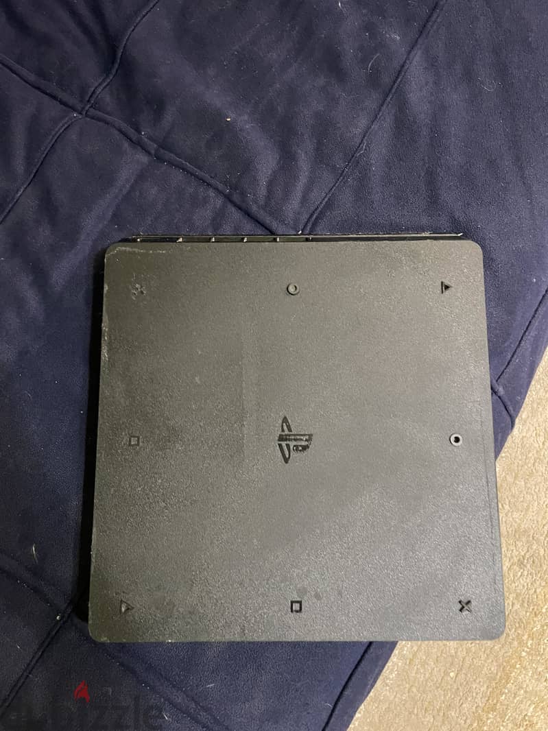 PS4 slim 2