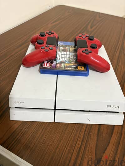 Playstation 4 fat 500GB 2 controllers