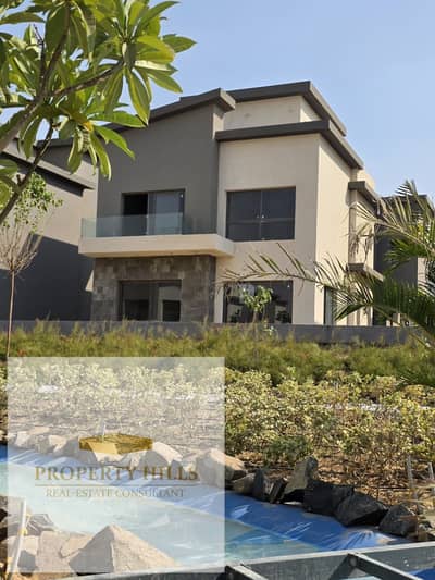 Immediate delivery villa in New Cairo, with flexible payment plans