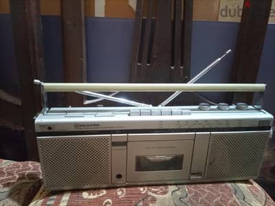 راديو متعدد موجات صوت قوى حالة ممتازة وارد خارج سعر نهائى