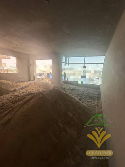 شقة للبيع 240م 4 غرف في اللوتس الجنوبية على طريق النصر الرئيسي