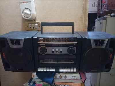 راديو كاسيت يابانى ناشيونال حالة ممتازة صوت قوى شغال كل حاجة
