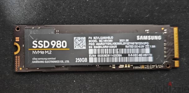 hard samsung 250GB ssd 980
