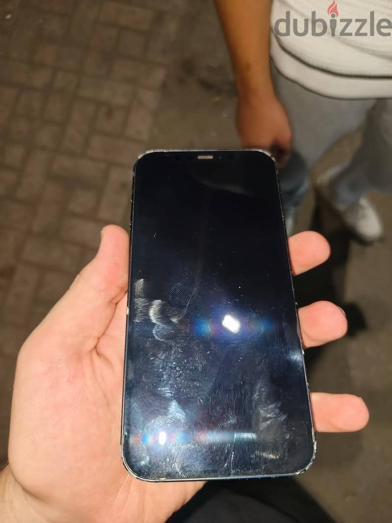 Apple - iPhone 12 7