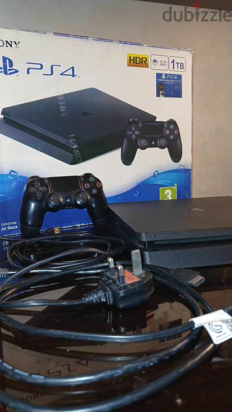 PlayStation 4 (1T) 3