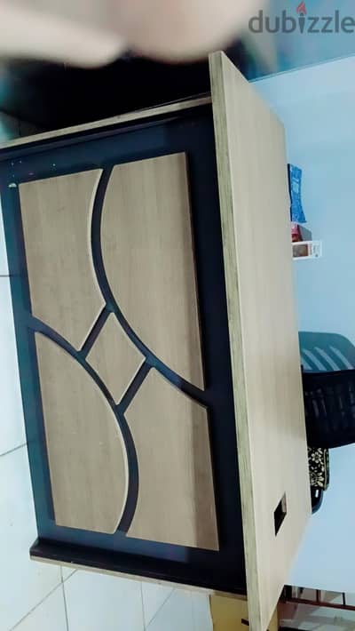 مكتب مدير بوحدة أدراج