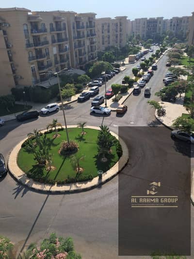 Apartment for sale, a great deal in Rehab 2, wonderful view on the square, 162m next to the market, banks, and foot court, elevator, First Settlement, New Cairo, Rehab 2 Rehab City.