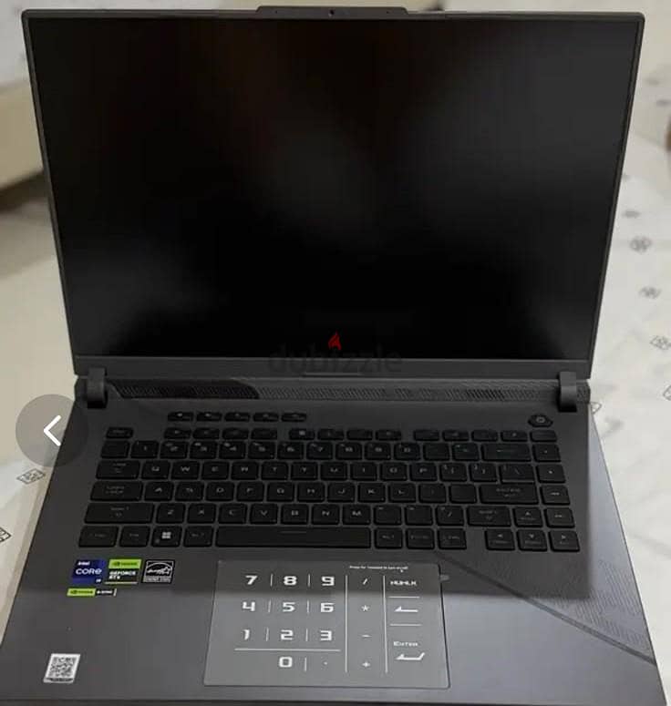 Asus ROG strix G16 1
